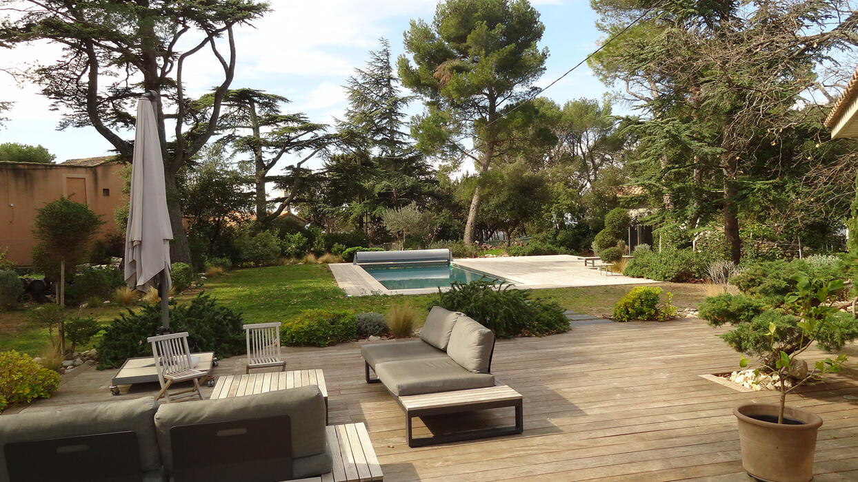 Fantastische moderne villa met privézwembad en grote tuin - airconditioning WiFi