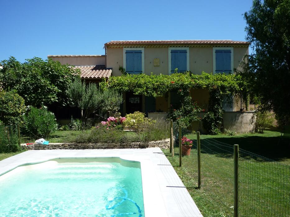 Charmante Villa in der Nähe von Isle sur la Sorgue – mit Swimmingpool