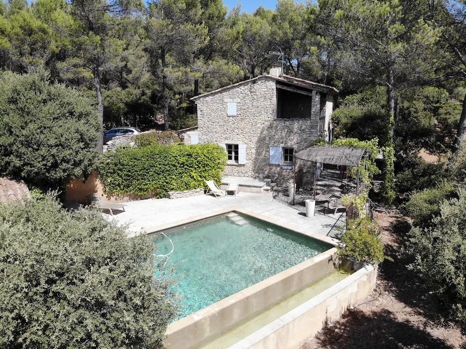 Luberon - Superb Mas of character with Heated Swimming Pool near Gordes