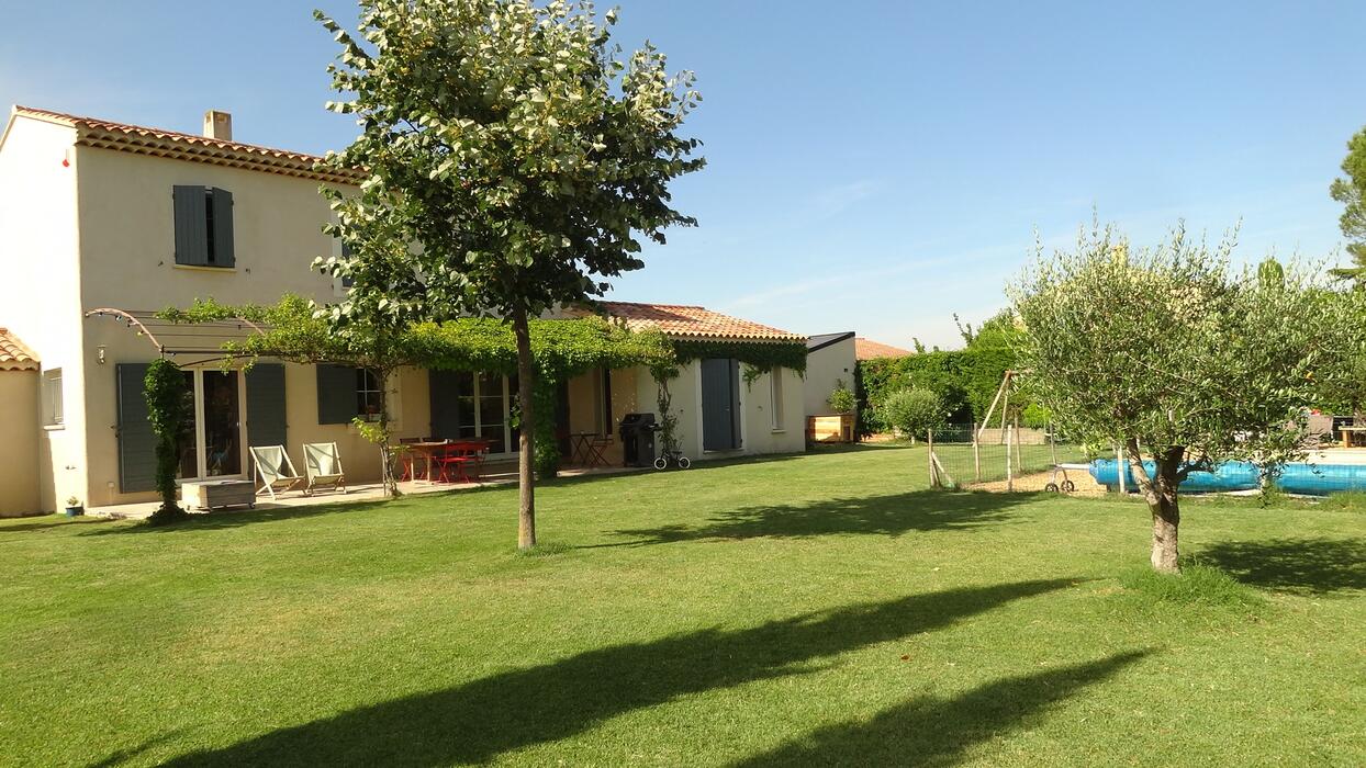 Beautiful Villa with swimming pool near the Alpilles and Lubéron - Air conditioning - Wifi (fiber)