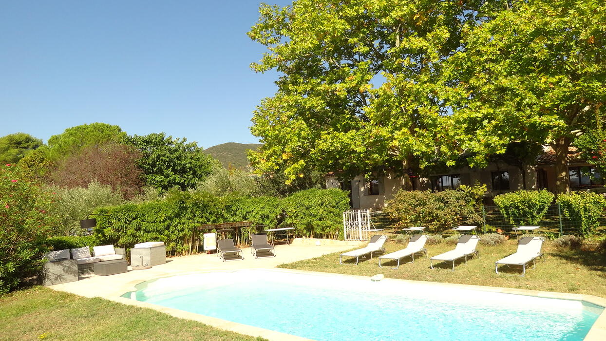 Lubéron near Lourmarin - Superb farmhouse with air conditioning and private swimming pool - Free Wifi