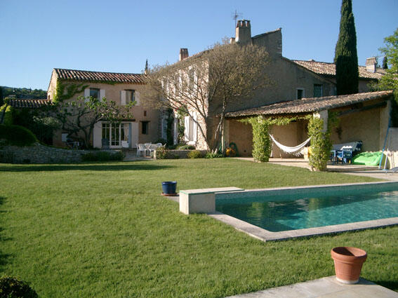 Magnificent and Authentic Charming Mas with Private Pool and View of the Luberon - Fiber - Pétanque