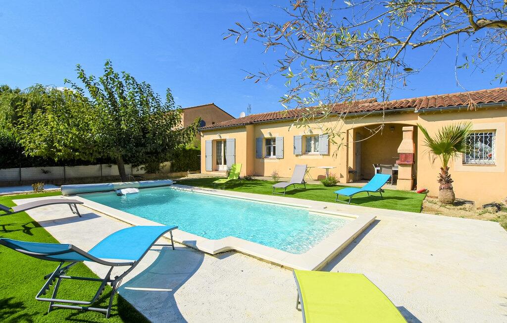 Aangename villa met privézwembad nabij Avignon - airconditioning, gratis WiFi