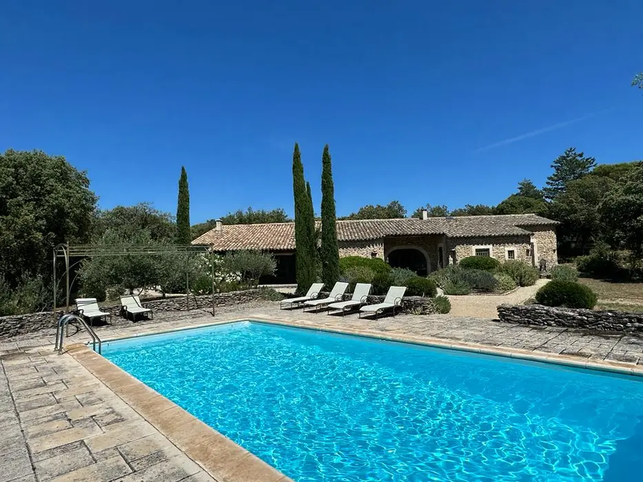 Superbe Mas de standing dans le Lubéron avec vue magnifique Piscine chauffée et Tennis - Wifi fibre