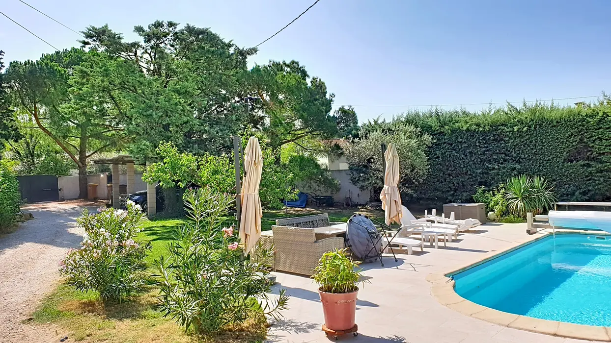 Charmante villa met privézwembad aan de voet van de Luberon - Airconditioning - Wifi