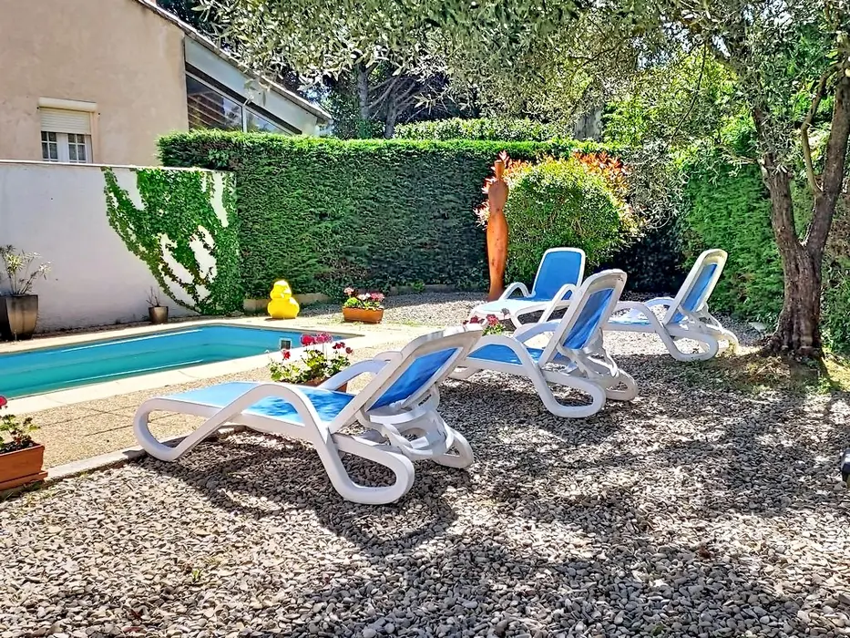 Vakantiehuis in de Provence met zwembad en tuin in Vaison-la-Romaine