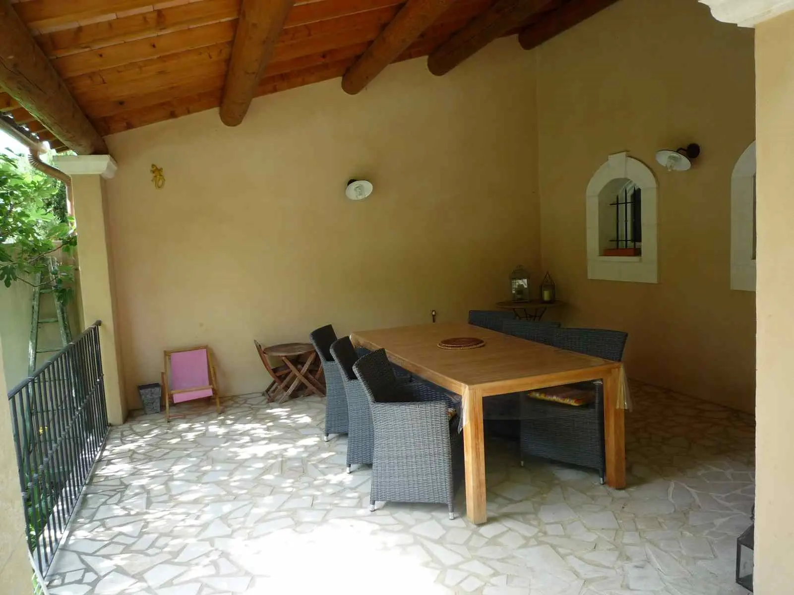 Image 10